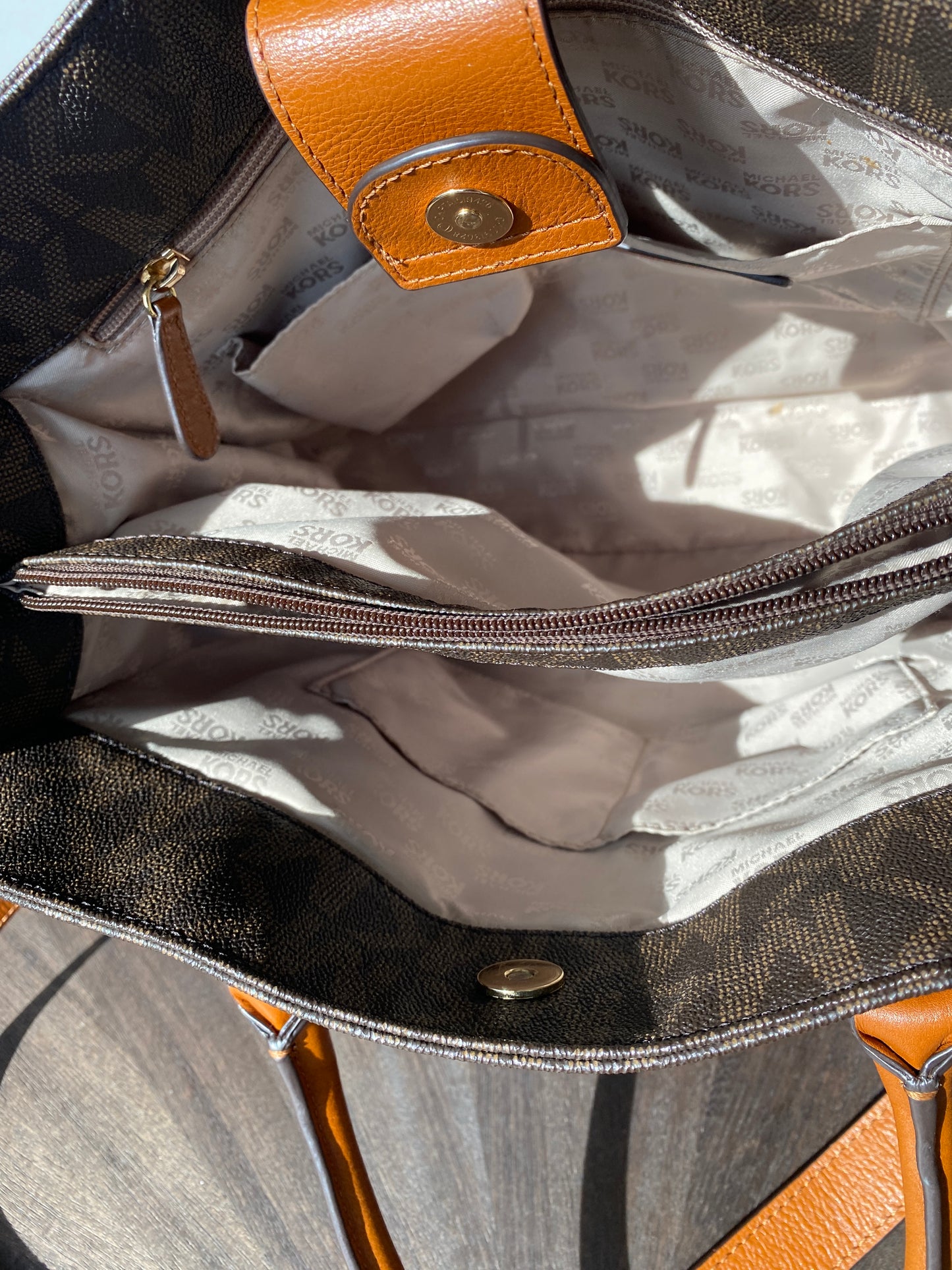 Michael Kors Hamilton Canvas Exterior Handbag