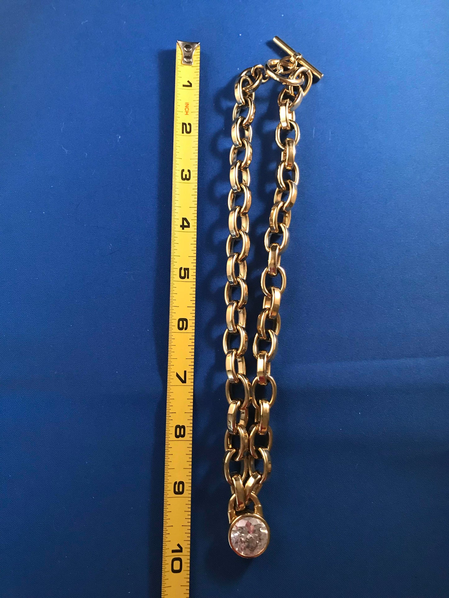 Michael Kors Gold Tone Linked Chain Necklace With Crystal Pendant